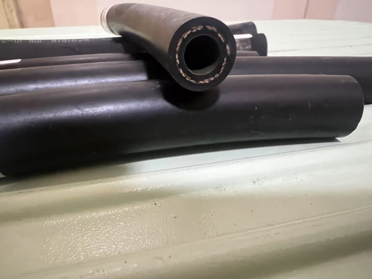 A10 air conditioning hose